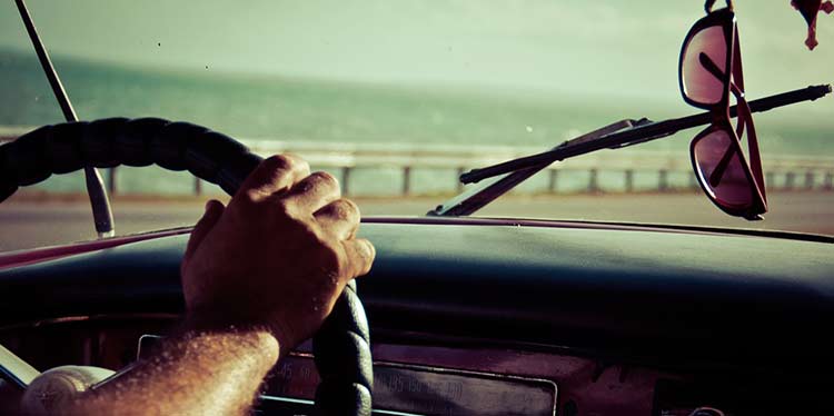 Los conductores deberían evaluar su vista una vez al año