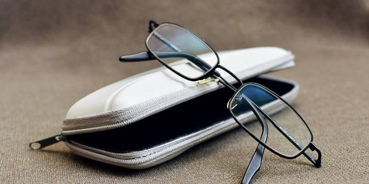 Todos los accesorios para tu vista en Óptica Modalent